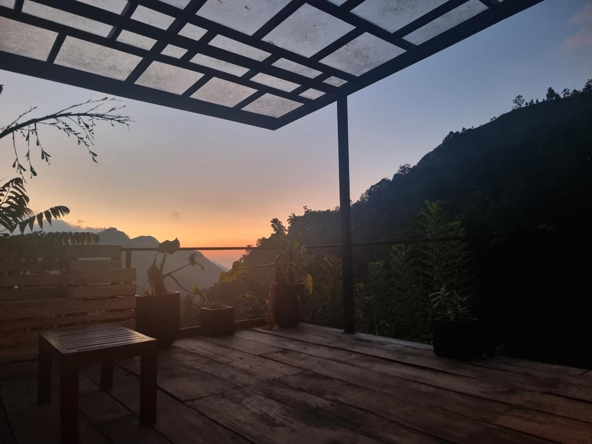 אלה Arana Sri Lanka Eco Lodge And Yoga Center מראה חיצוני תמונה